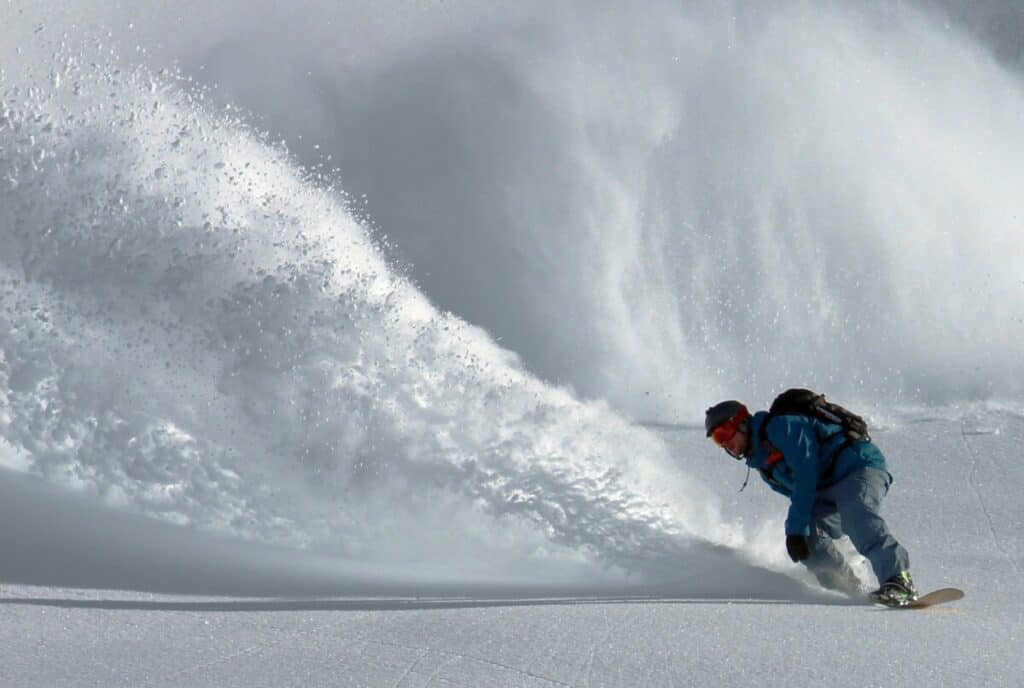 Longer snowboards work better in deep snow