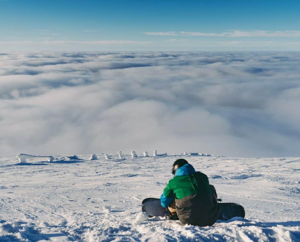 Sizing a snowboard is influenced by snowboard ability